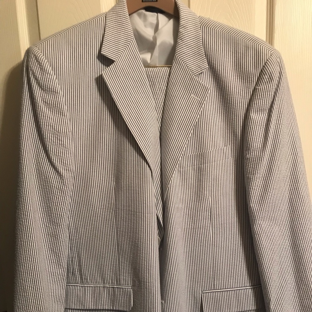 Seersucker suit (jacket and matching pants)